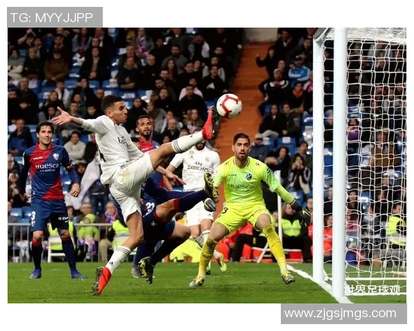 西甲激情对决波尔图强势3-0击败巴黎圣日耳曼引爆全场热情