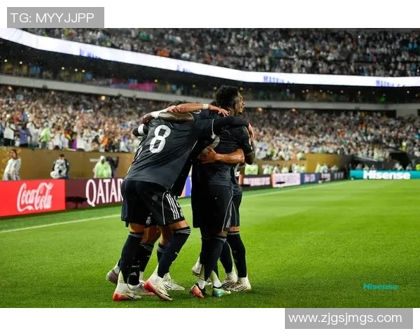 意甲经典对决巴黎圣日耳曼与皇马平局红牌事件引发全场热议