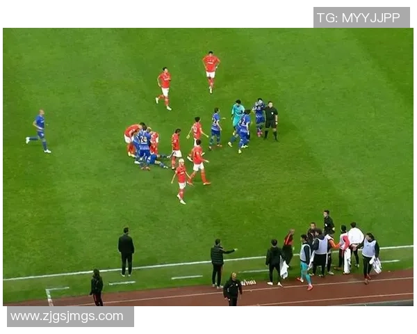 中超激战波尔图险胜尤文图斯红牌事件引发全场热议战术分析揭秘