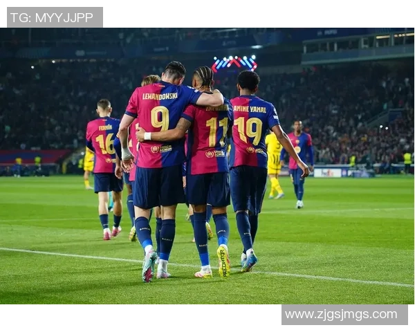 西甲激战：拜仁与巴萨战成平局红牌事件引发全场热议